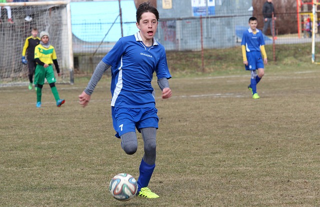 还积极与物 还积极与物